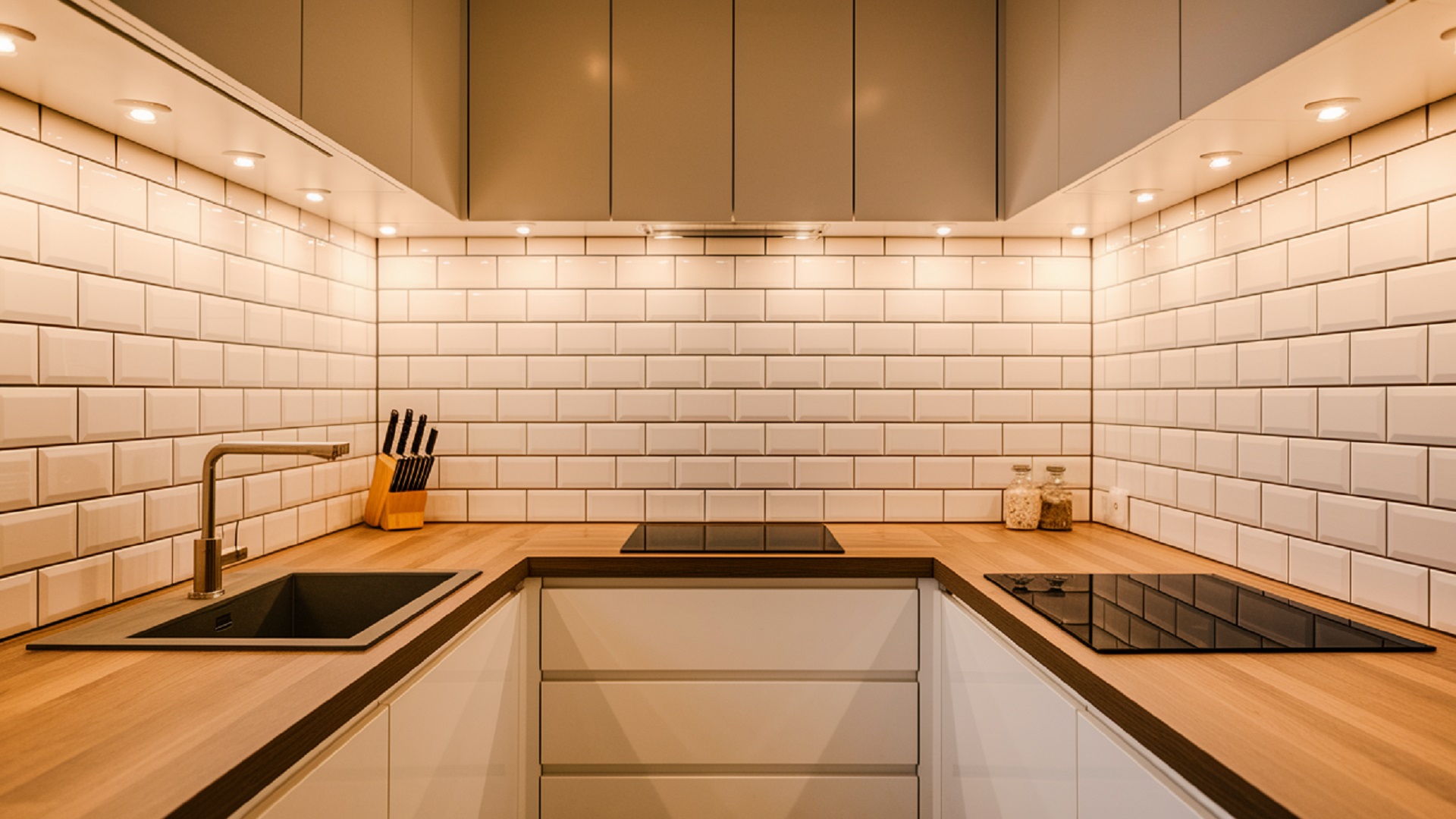 Peel and Stick Tiles for Kitchen