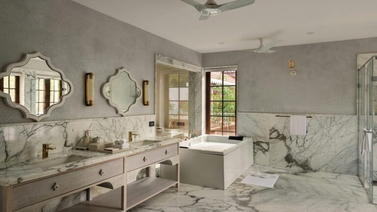 Bathroom Vanity With Sink