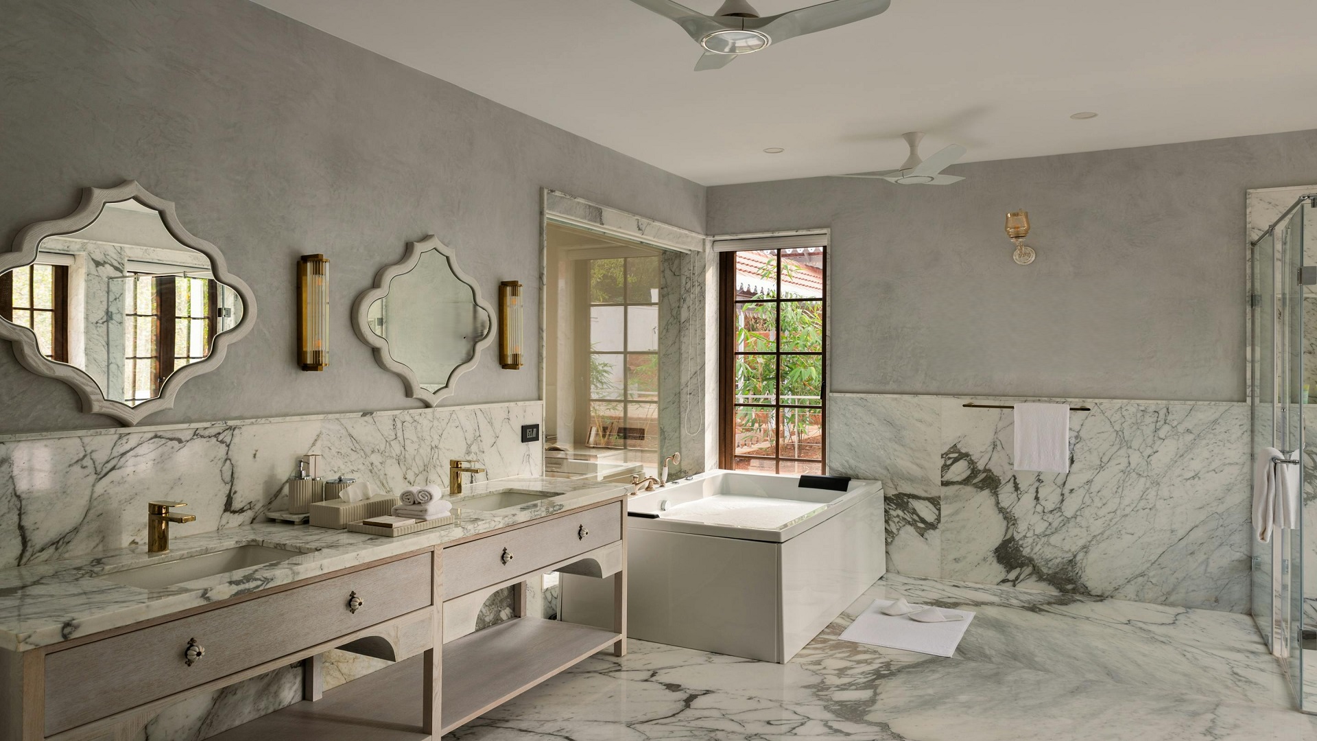Bathroom Vanity With Sink
