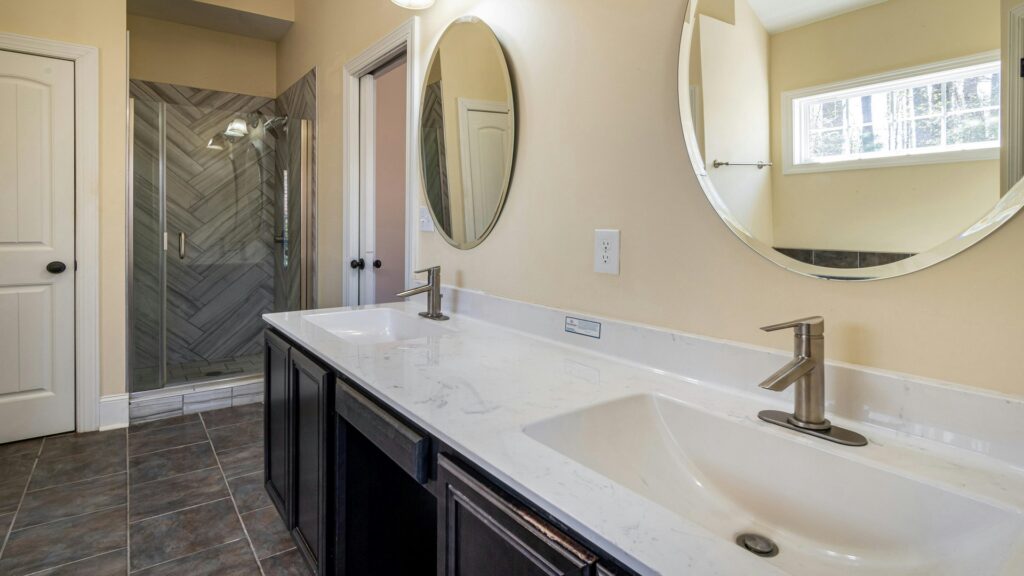 Common Mistakes People Make with a mirror on bathroom