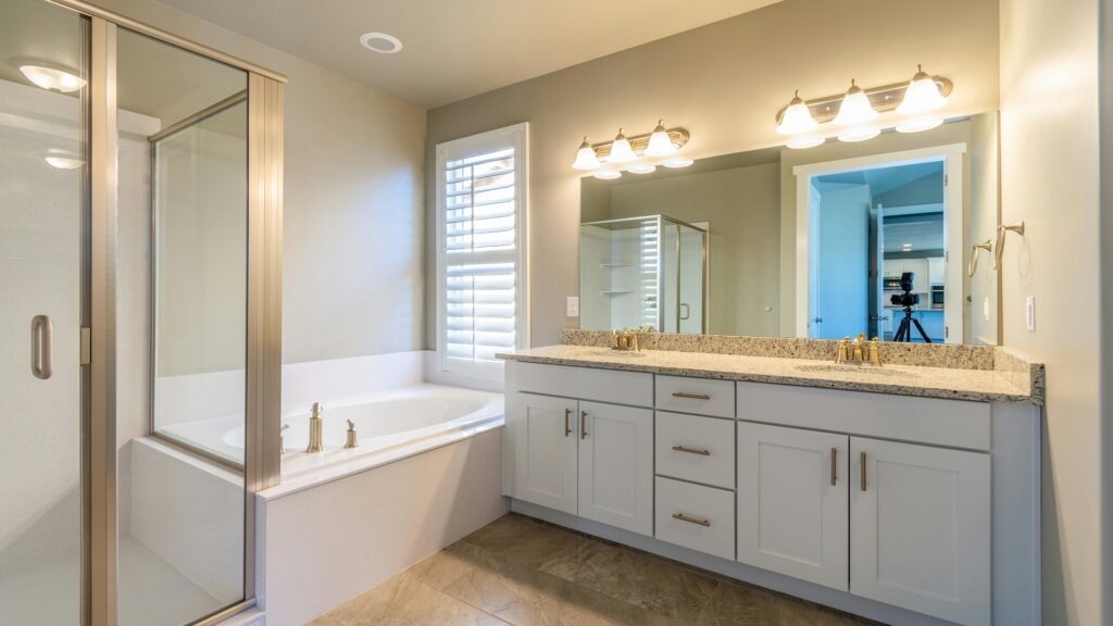 Why Choose a cabinets bathroom cabinet